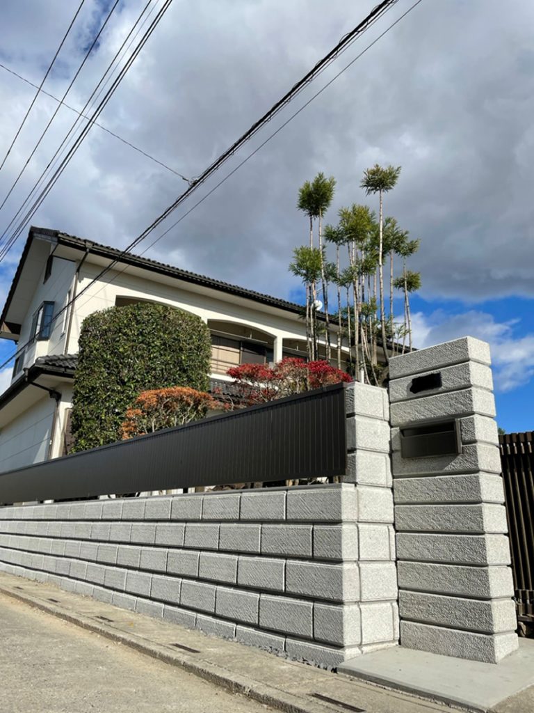 埼玉県上里町ブロックフェンス工事