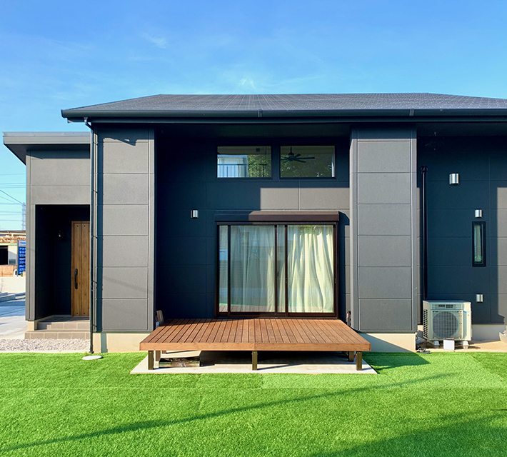 目指すのは、暮らしと自然の調和。 理想の外構・エクステリアを叶えます。