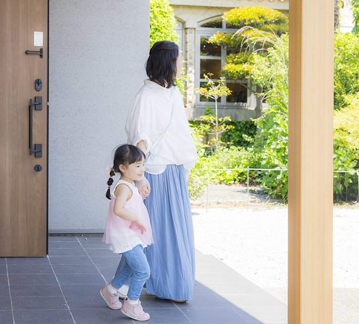 目指すのは、暮らしと自然の調和。 理想の外構・エクステリアを叶えます。